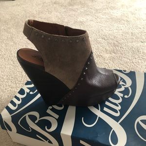 Lucky brand wedges